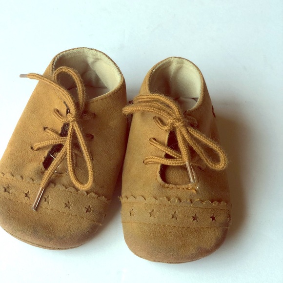Baby crib shoes 4 - Picture 1 of 3